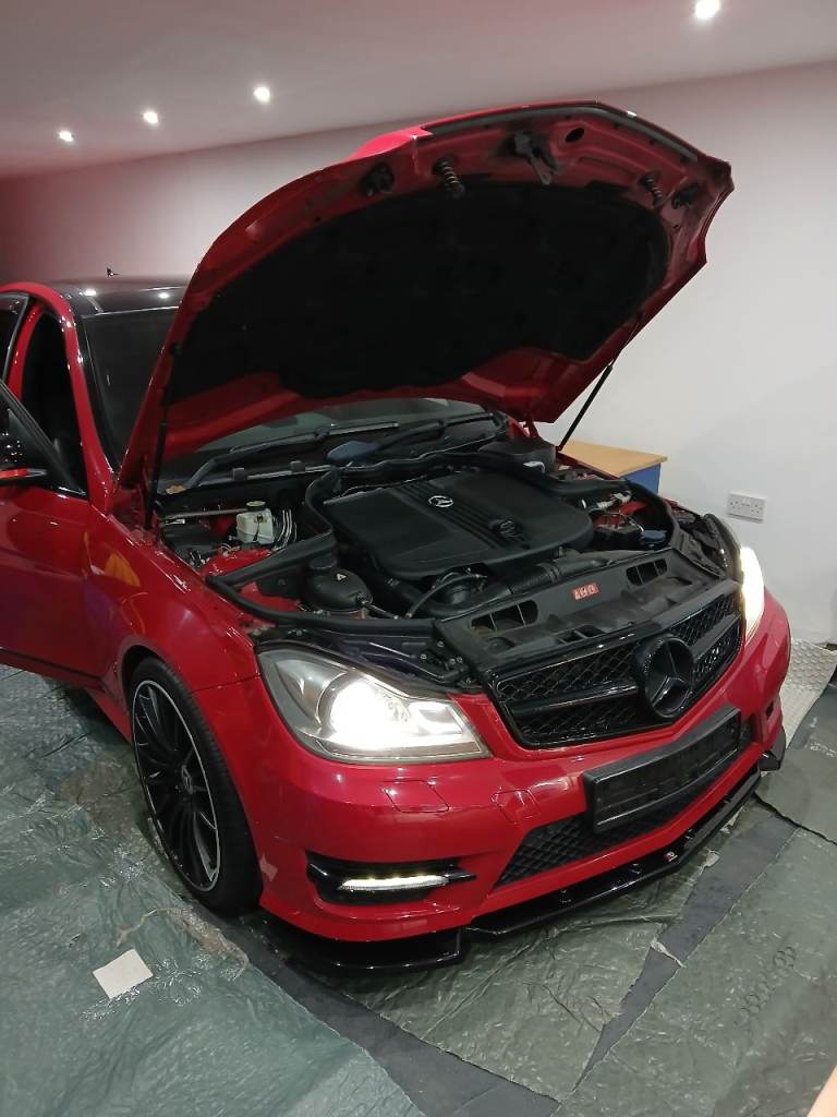 Mercedes-Benz, C CLASS amg sport ! Stunning machine