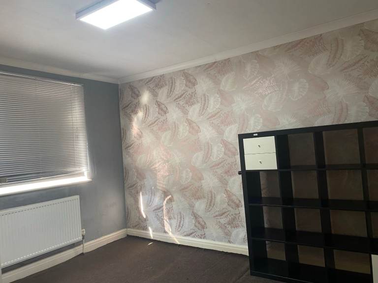 Double Room in Shared Flat NW9 5EH – ALL Bills Inc. & Fast Wi-Fi – £600pcm