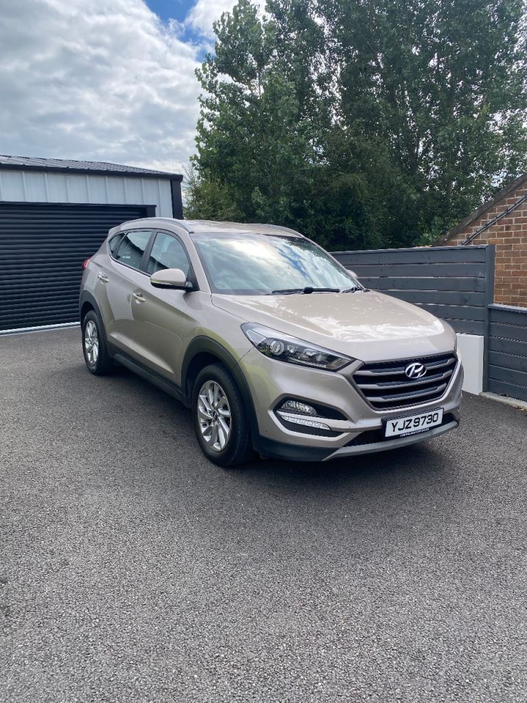 2016 Hyundai Tucson SE NAV BLUE *£35 Road Tax*