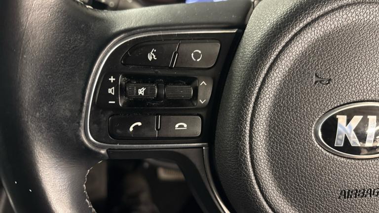 2020 Kia Niro 1.6 GDi Hybrid 2 5dr DCT Hybrid Estate Estate Hybrid Automatic