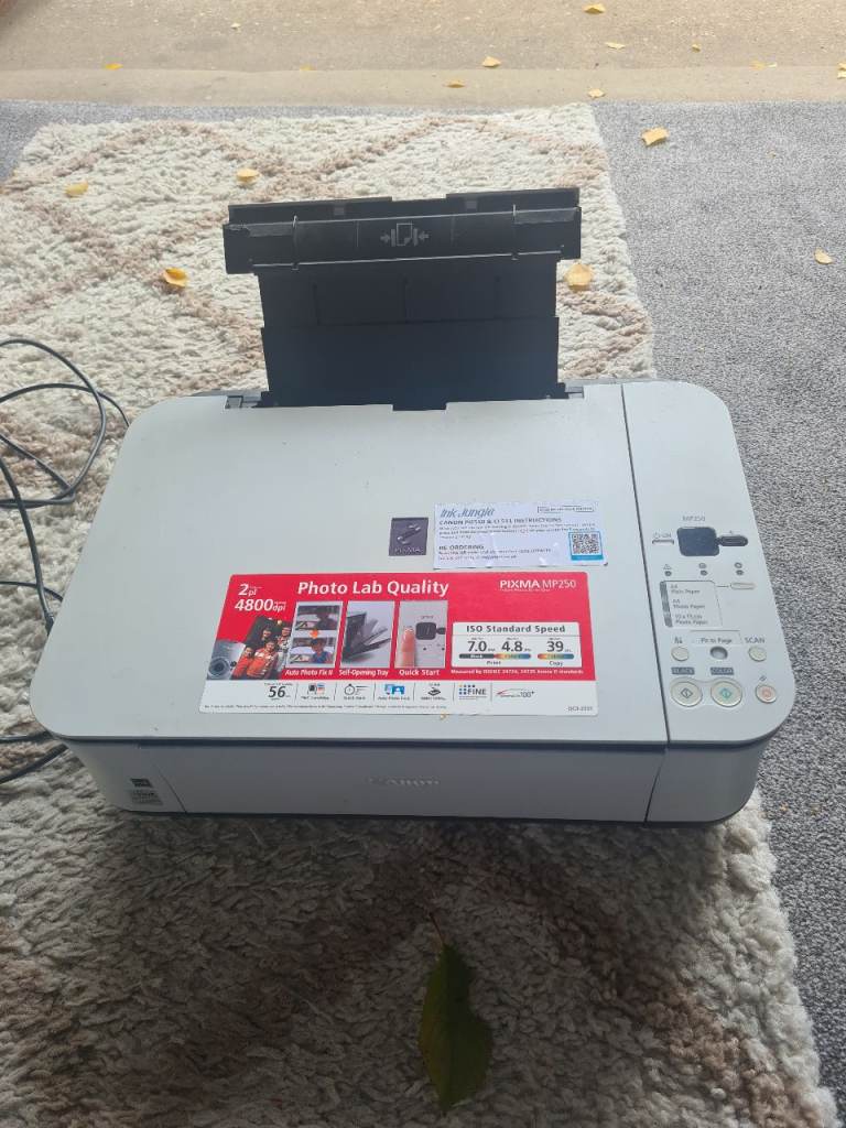 Canon PIXMA MP250 Printer/Scanner - Great Condition