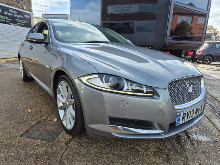 2013 Jaguar XF 3.0d V6 Premium Luxury 4dr Auto Diesel