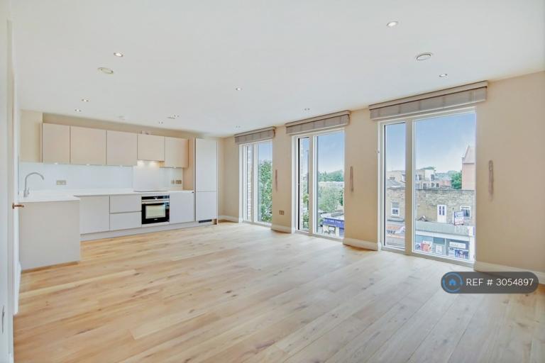 2 bedroom flat in Lyden Court, London, N19 (2 bed) (#3054897)