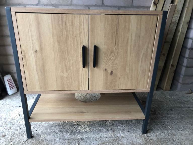 Bathroom vanity unit, sink stand