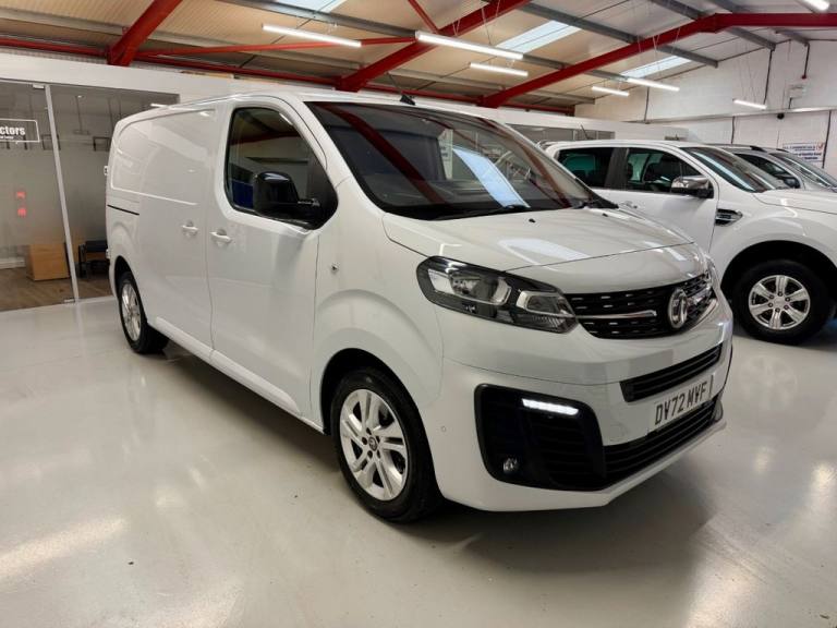 2022 72 VAUXHALL VIVARO 2.0 TURBO D 3100 ELITE L1 H1 EURO 6 145 BHP * 30,884 ELI