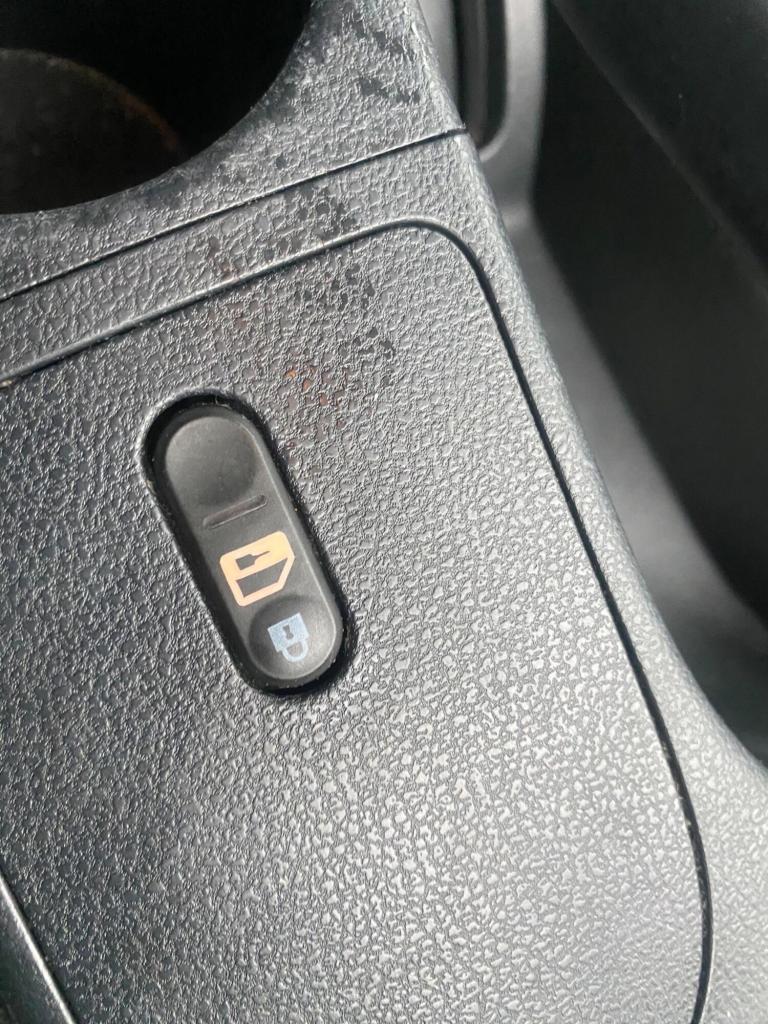 2009 Nissan Qashqai 1.6 Visia 5dr HATCHBACK PETROL Manual