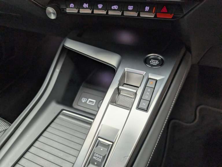 2023 Peugeot 308 1.5 BlueHDi Allure Premium Hatchback 5dr Diesel EAT Euro 6 (s/s) (130 ps) H HATC...