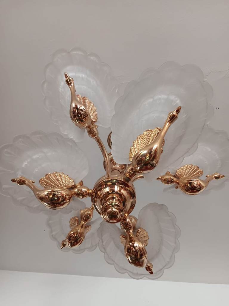 Italian Vintage 22K Gold-Plated Chandelier – Venetian Glass Swan Design