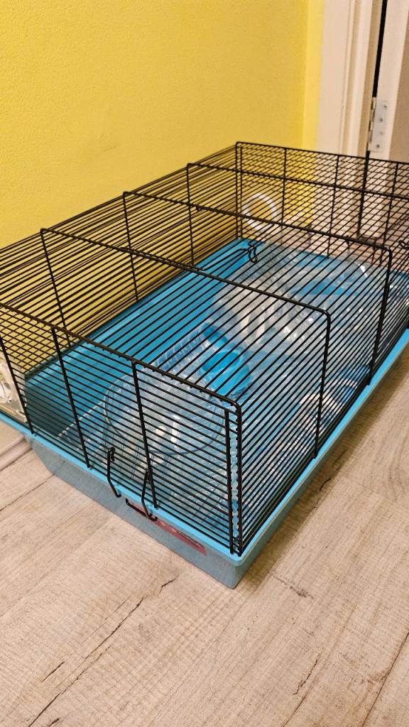 Pet cage for small animals