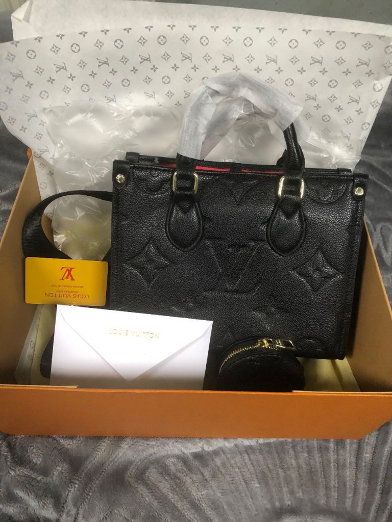 Louis Vuitton Hand bag 