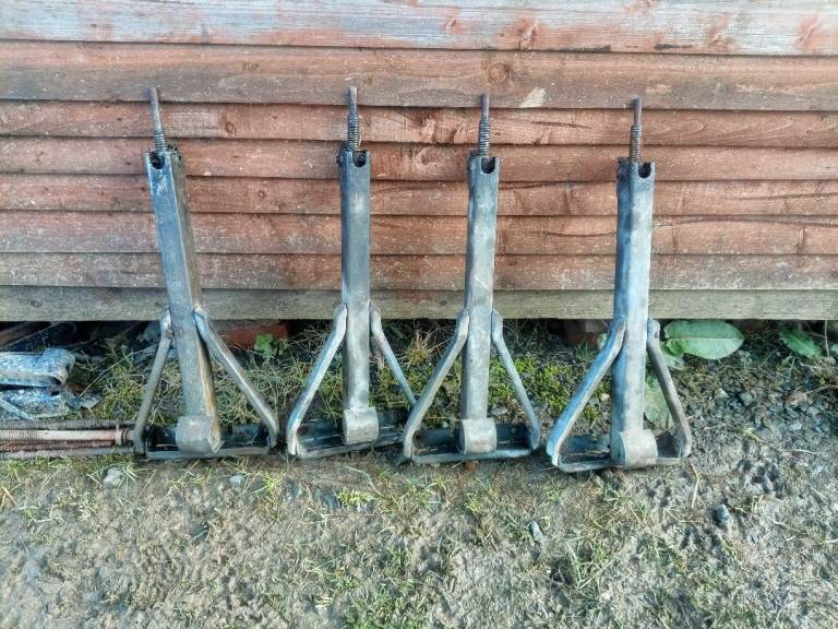 Set of 4caravan legs 
