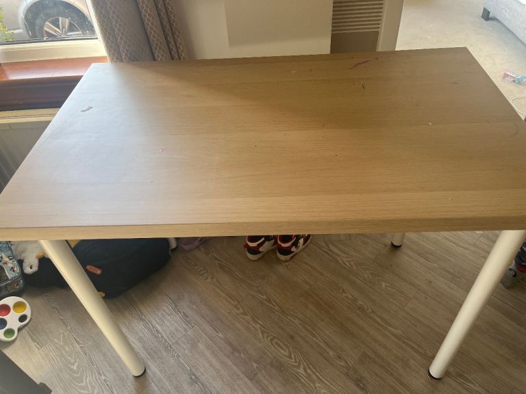 Free desk