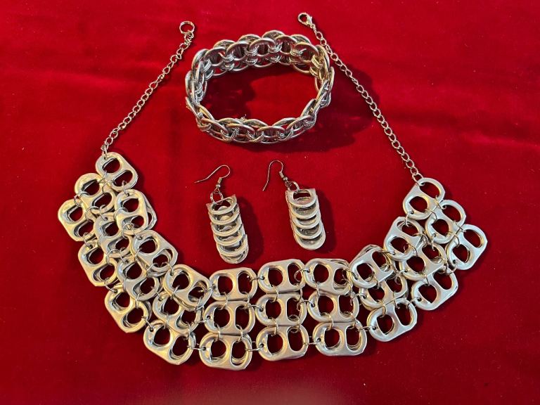 Ring pull  jewellery necklace, earrings, and bracelet
