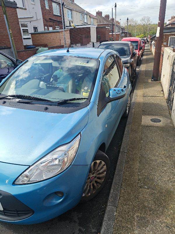 Ford, KA, Hatchback, 2010, Manual, 1242 (cc), 3 doors