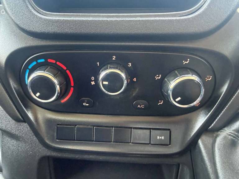 2018 Iveco Daily 2.3 Daily 35C14 Chassis Cab Diesel Manual | in ...