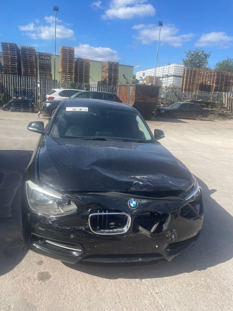 BMW 116D F20 F21 BREAKING PARTS WING SLAMPANEP RADPACK SUSPENSION MIRROR DOOR TAILGATE REAR BUMPER
