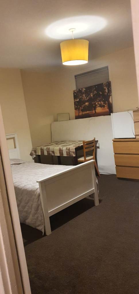 Master room in Leyton