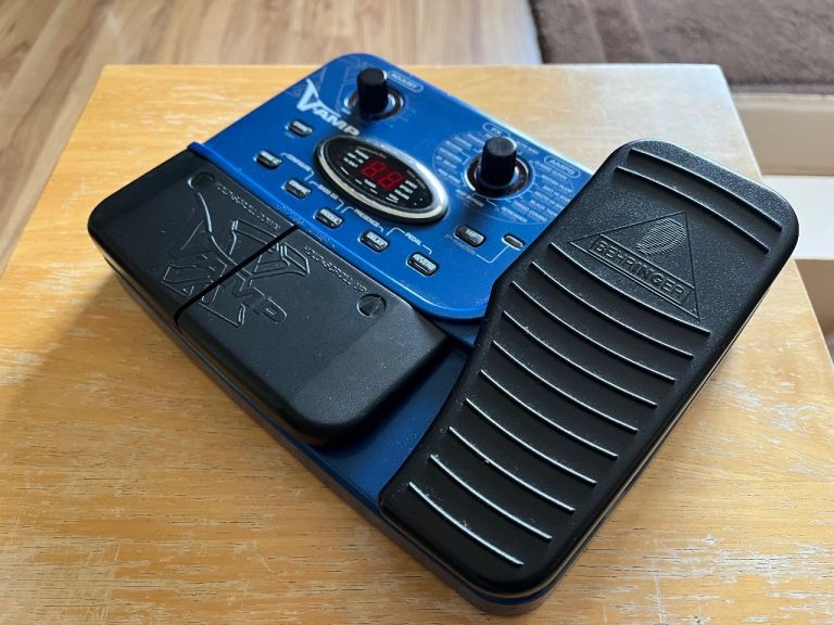 Behringer X V-AMP effects pedal for guitar