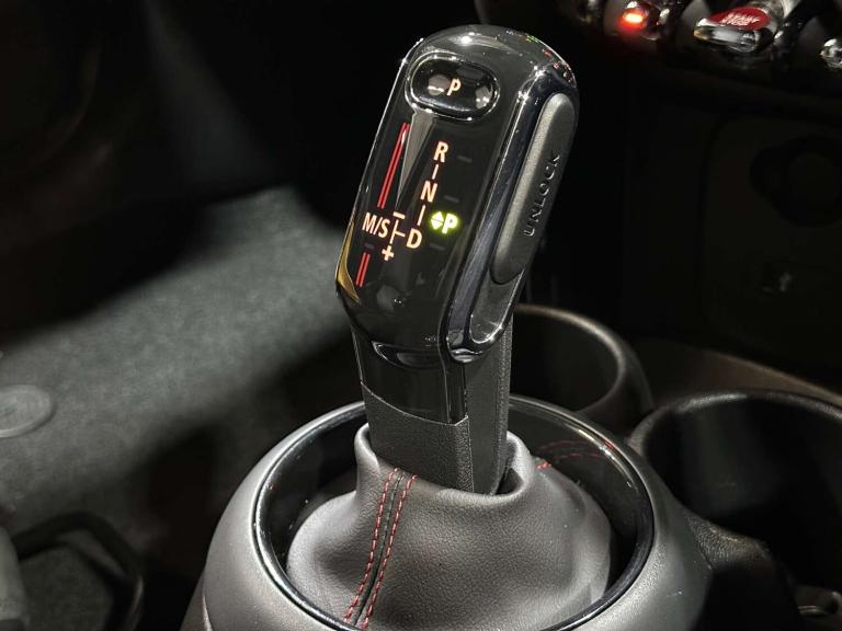 2019 MINI Hatch 2.0 Cooper S Sport II 3dr Auto HATCHBACK PETROL Automatic