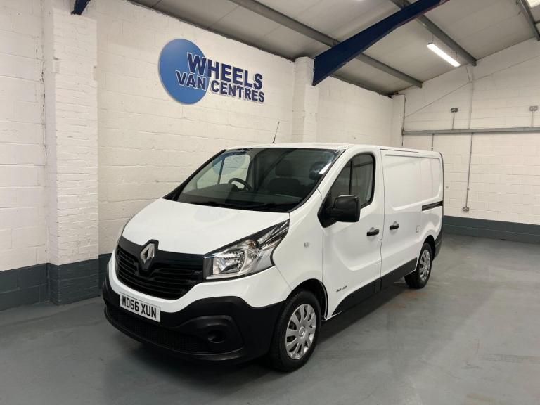 2017 Renault Trafic 1.6 dCi 27 Business SWB Standard Roof Euro 6 5dr Panel Van Diesel Manual