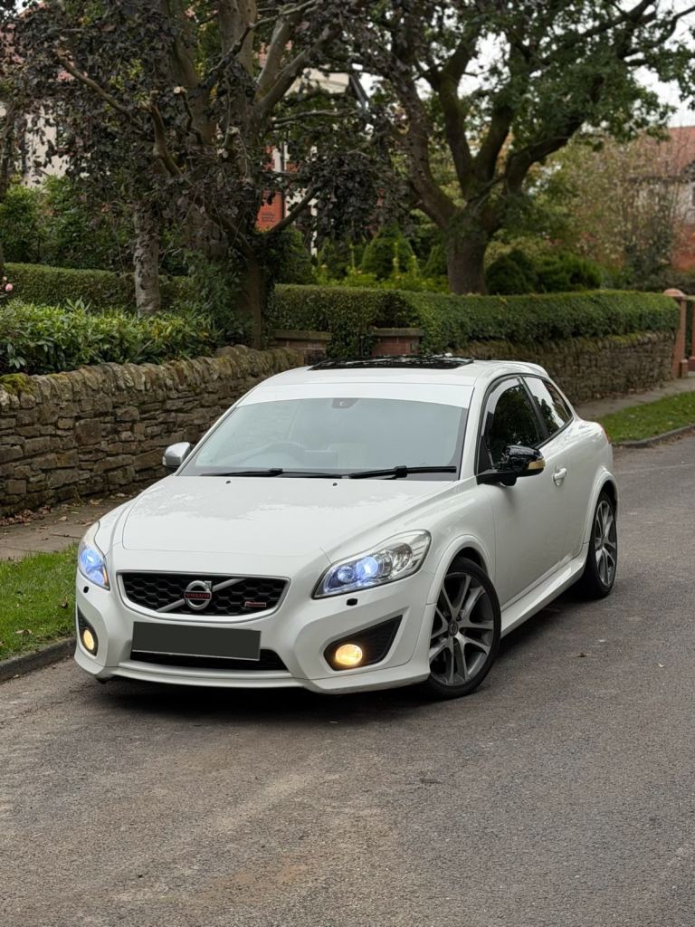 2012 VOLVO C30 R-DESIGN 2.0 TURBO DIESEL FACELIFT 3DR FULLY LOADED SUNROOF!