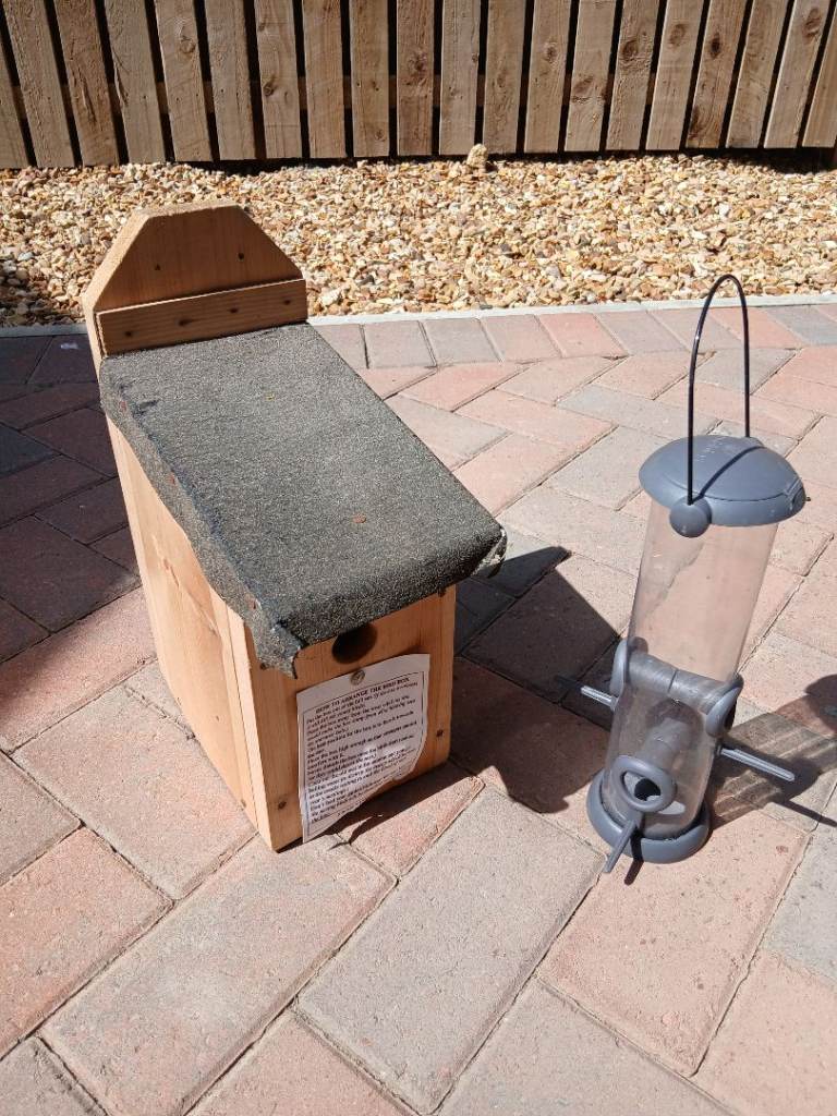 Bird house and feeder