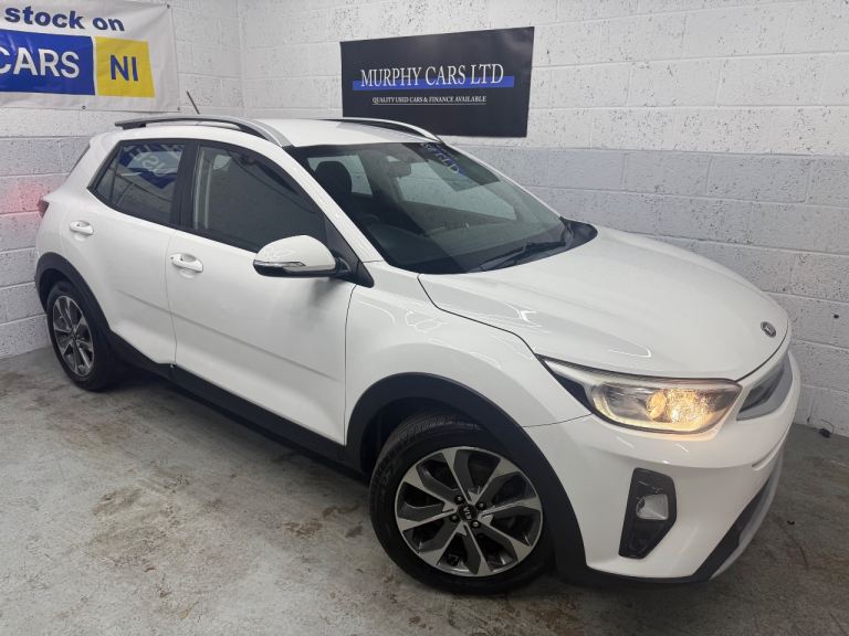 FULL SERVICE HISTORY NEW CLUTCH MOTD TO JANUARY NICE FAMILY VEHICLE!