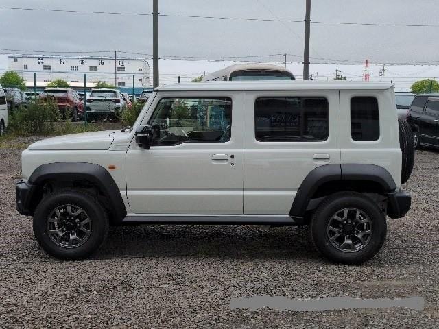Reserved deposit received!!!!!SUZUKI JIMNY 1.5 auto 5 door 2025 4wdWhite