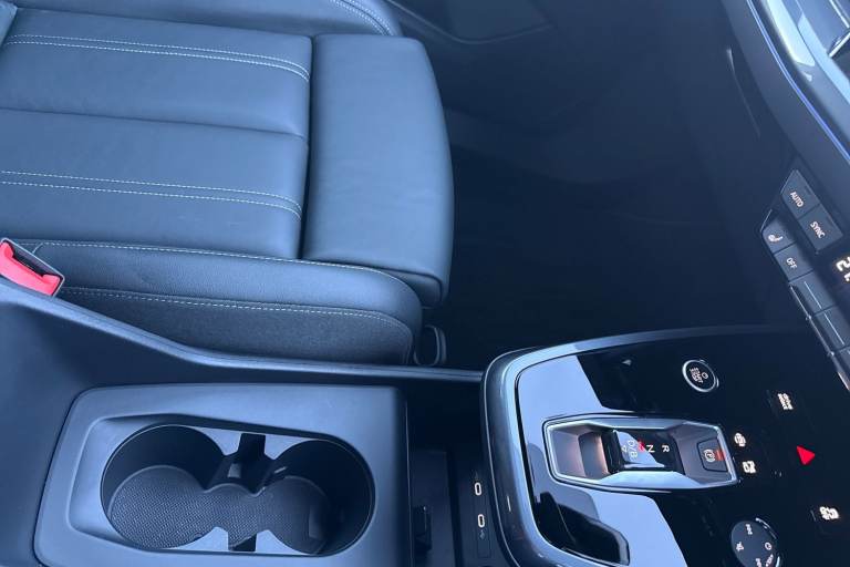 2025 Audi Q4 e-tron Q4  Black Edition 45 e-tron   kW SUV ELECTRIC Automatic