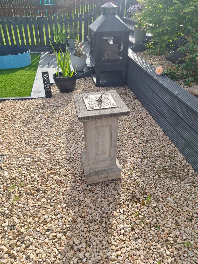 Sun dial