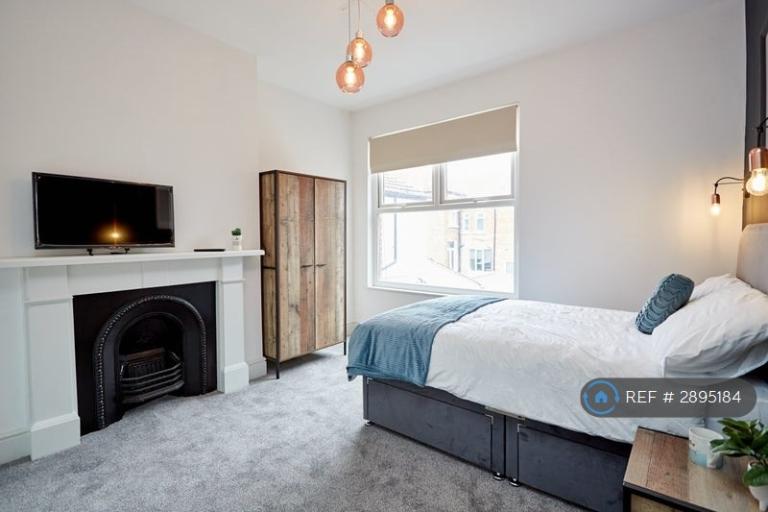 1 bedroom in Radnor Place, Birkenhead, CH43 (#2895184)