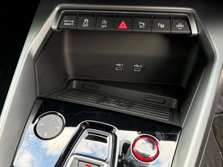 2025 Audi RS3 2.5 TFSI Carbon Vorsprung Sportback 5dr Petrol S Tronic quattro Euro 6 (s/s HATCHBA...