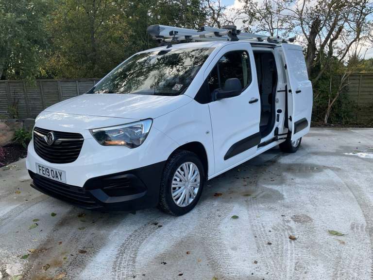 2019 Vauxhall Combo 2300 1.6 Turbo D 100ps H1 Edition Van PANEL VAN Diesel Manual
