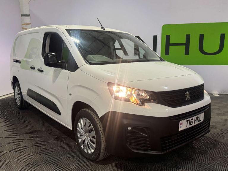 2022 Peugeot Partner 1.5 Partner Professional Premium Blue HDi LWB Panel Van Diesel Manual