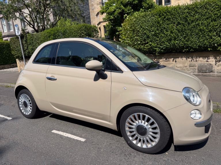 Fiat 500 1.0 twinair lounge automatic auto   (unlike Ford Fiesta and Vauxhall corsa )