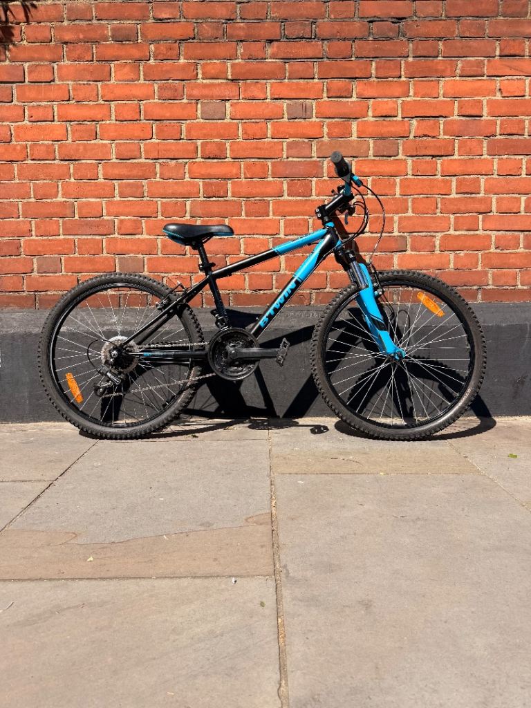 B’Twin Rockrider 500 – 24” Kids Mountain Bike – Great Condition