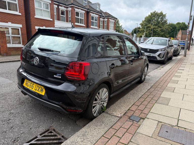 Volkswagen, POLO, Hatchback, 2016, Semi-Auto, 1395 (cc), 5 doors