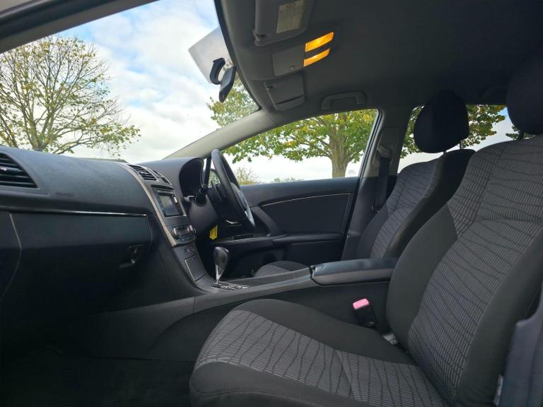 2010 Toyota Avensis 1.8 V-Matic TR Tourer Multidrive Euro 5 5dr ESTATE Petrol Automatic