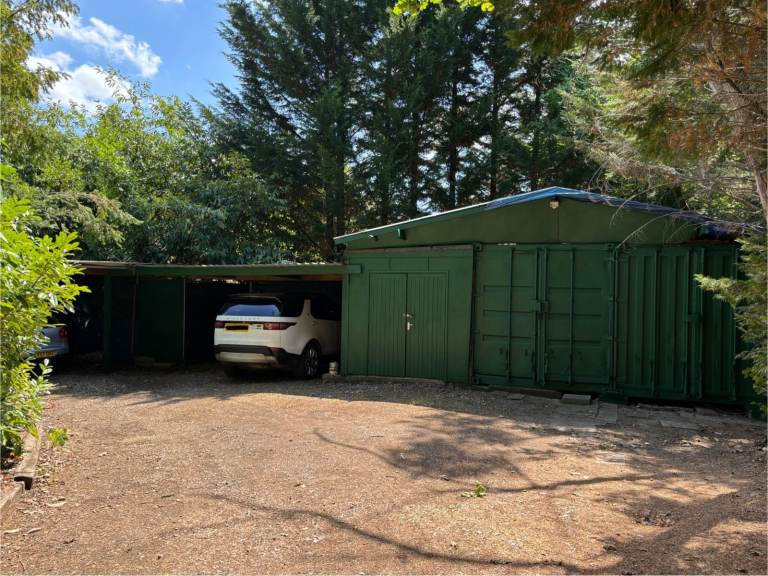 2 x storage containers & spacious lean-to area to rent