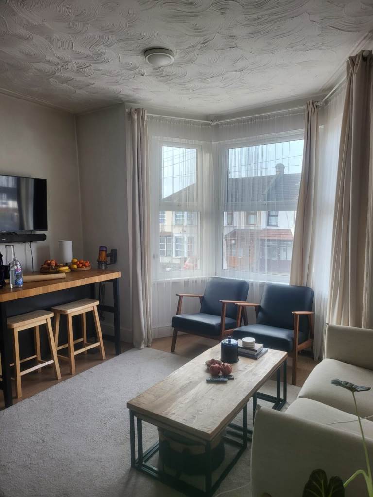 1 bedroom house in Investment Opportunity â Four Self-Contained Flats for Sale â IG1