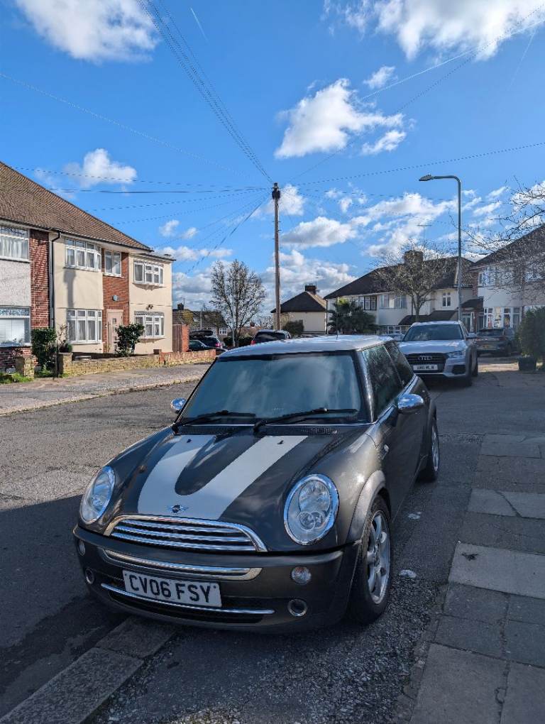 MINI COOPER 1.6 PARK LANE LIMITED EDITION.