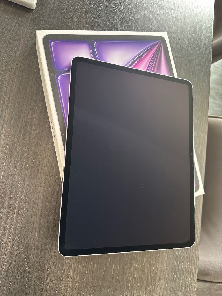 iPad Air 13 Inch Wi-Fi 128GB Purple