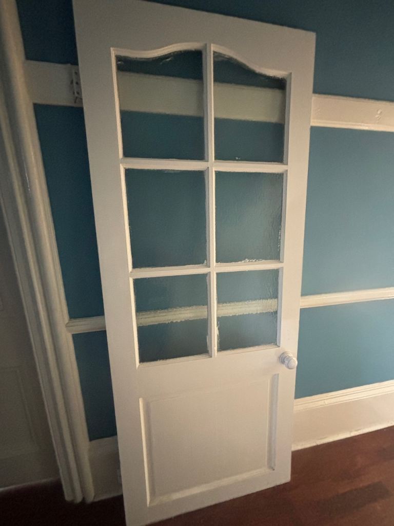 Internal door, white with glass
