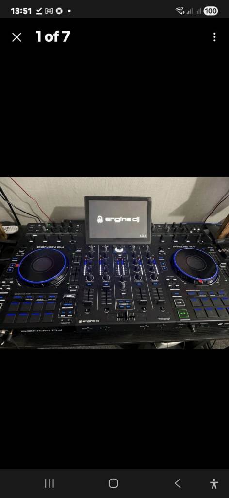 Denon prime 4 plus dj mixer decks