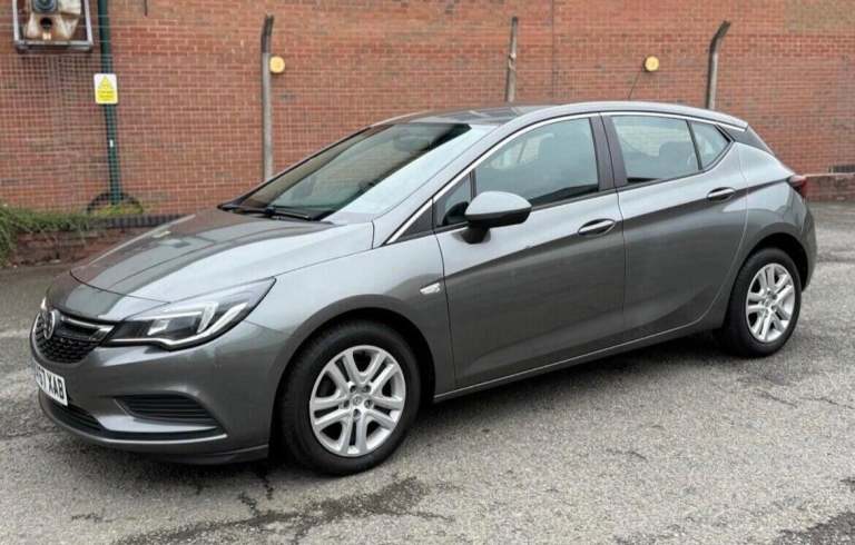 2017 Vauxhall Astra 1.4T 16V 125 Design 5dr HATCHBACK PETROL Manual