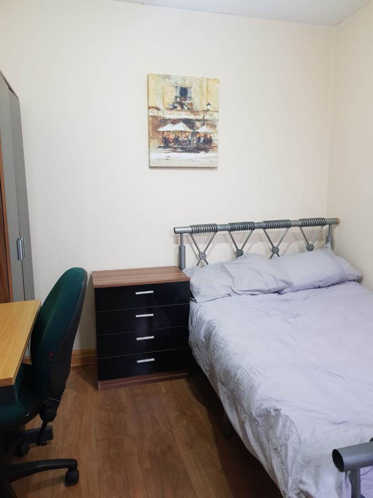 Double Room - Furnished - All Bills Included 