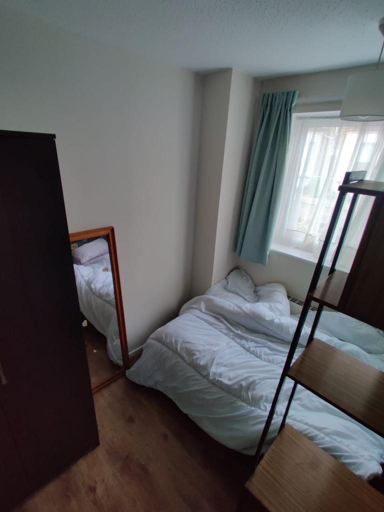 Room in Elephant & Castle