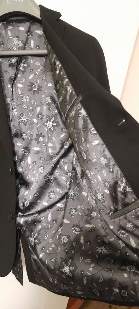 Mens Next Black suit-skinny fit-38R jacket/32R trousers