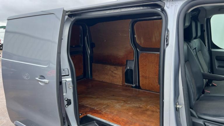 2021 Vauxhall Vivaro 2700 1.5d 120PS Sportive H1 Van PANEL VAN DIESEL Manual