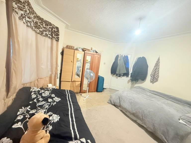 Accommodation available Ready to move 